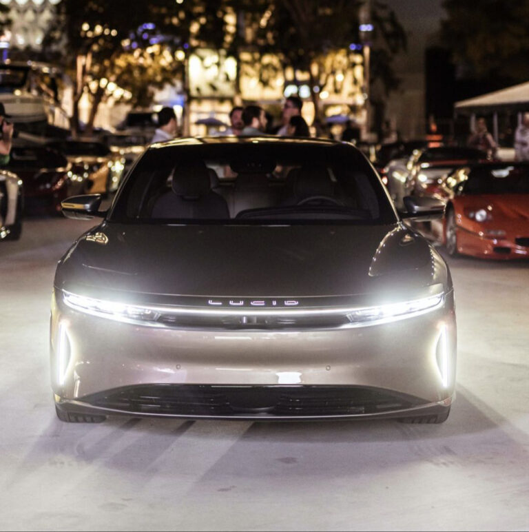 Lucid Air Headlights Dark Spot To Reduce Blinding Drivers